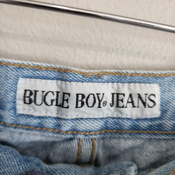 Bugle Boy Jeans Vintage 90s Light Wash Denim Shorts Size 36 - Picture 6 of 7